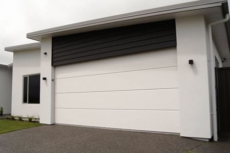 Puertas de garaje automáticas residenciales